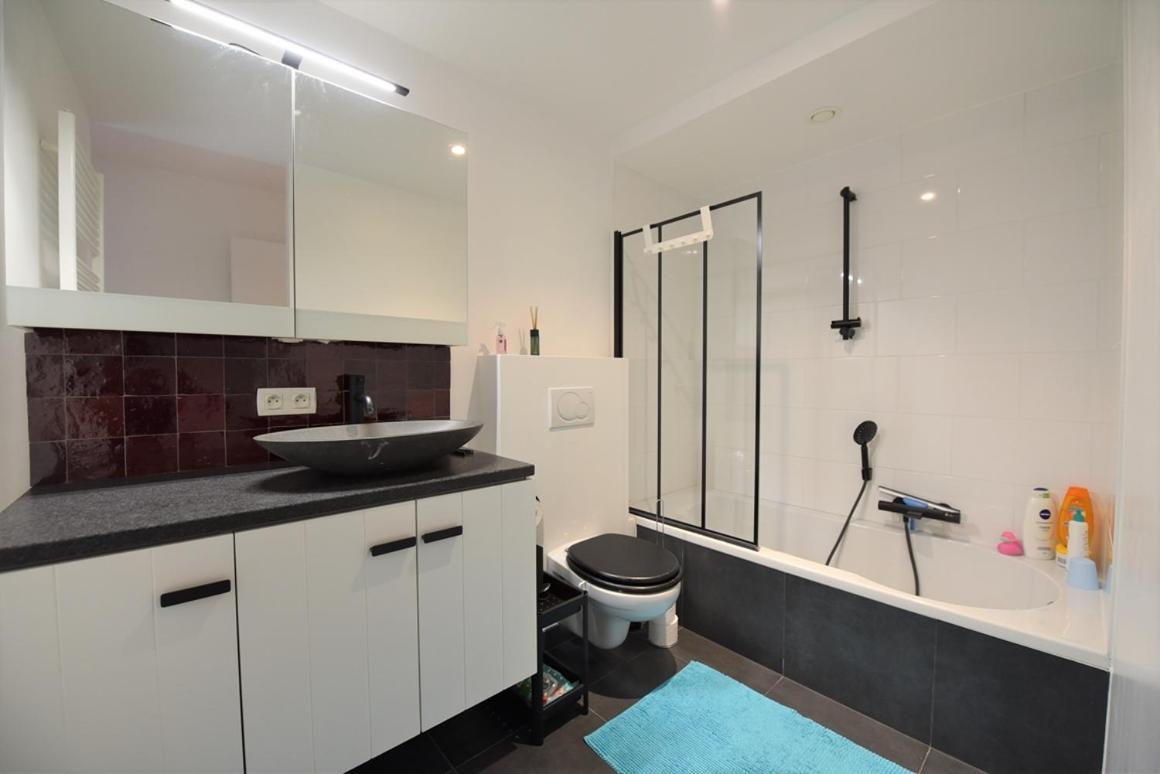 Appartement Spacieux A Knokke Экстерьер фото